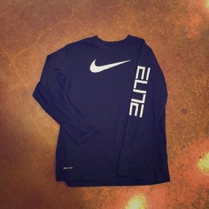 Boys Nike shirt medium